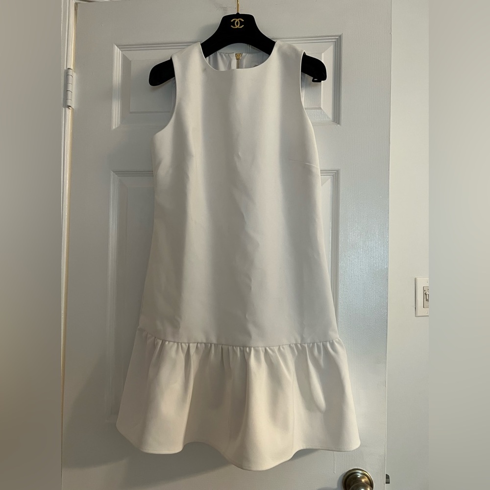 NWT Sail To Sable $218 Women’s 0 Dress White Sleeveless Lined White Ruffle Hem